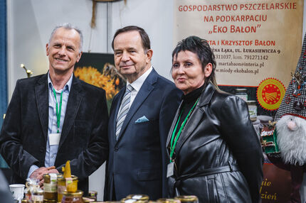 Marszałek Władysław Ortyl odwiedza stoiska wystawiennicze